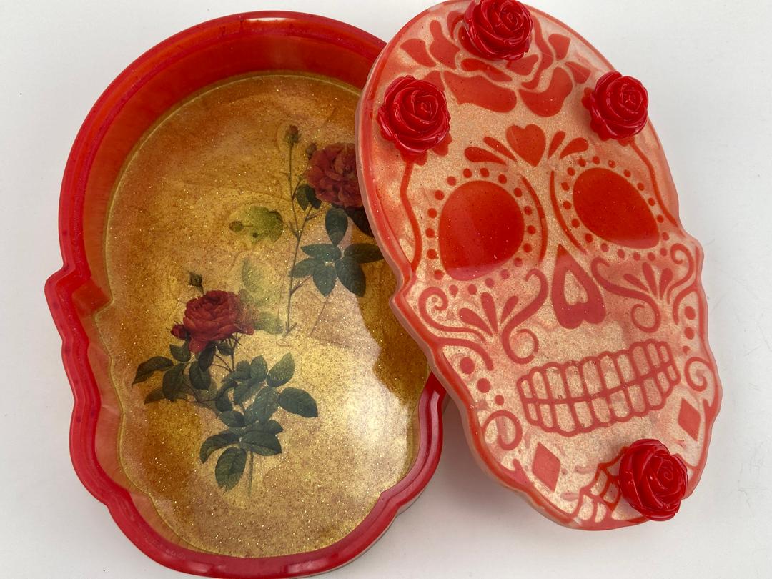 Red Roses and Gold Skull Box